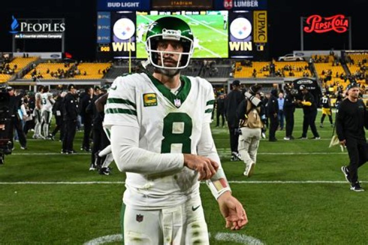 Aaron Rodgers Says He Wants To Play For The New York Jets After ‘Coming Out Of A Place Of Darkness’