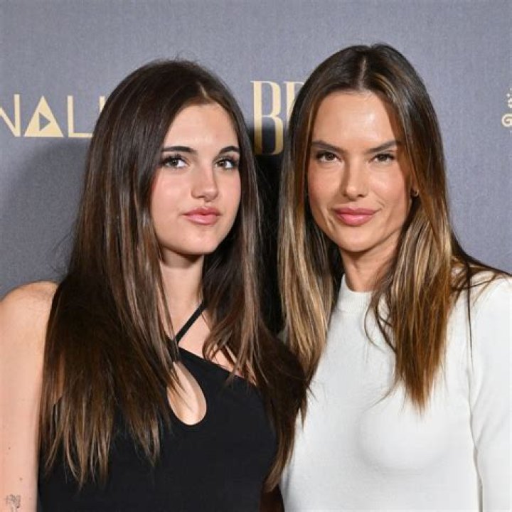 Alessandra Ambrosio & Daughter Anja At Anitta’s Birthday: Photos – Hollywood Life