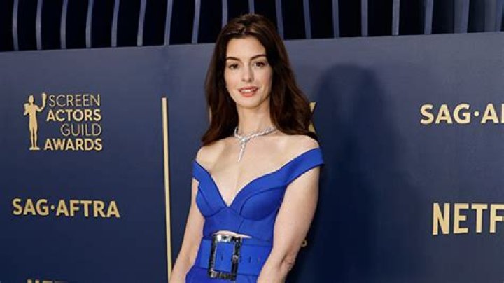 Anne Hathaway Reveals She’s 5 Years Sober