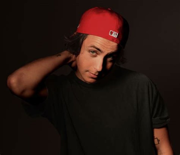 Alt-Rock Star Arrested Youth Shares His Truth In Debut Album ‘Nonfiction’: ‘This Is Honest Music’