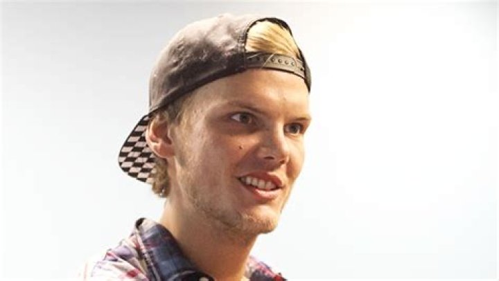Avicii Dead At 28: Calvin Harris & More DJs & Stars React To The His Shocking Death