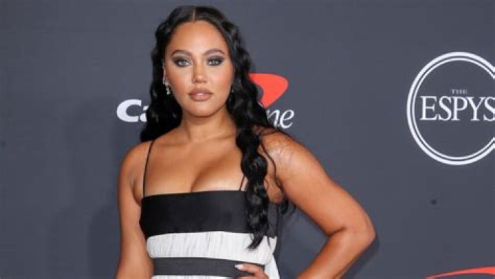 Ayesha Curry At ESPYS 2022: See Her Dress & Steph’s Outfit: Photo – Hollywood Life
