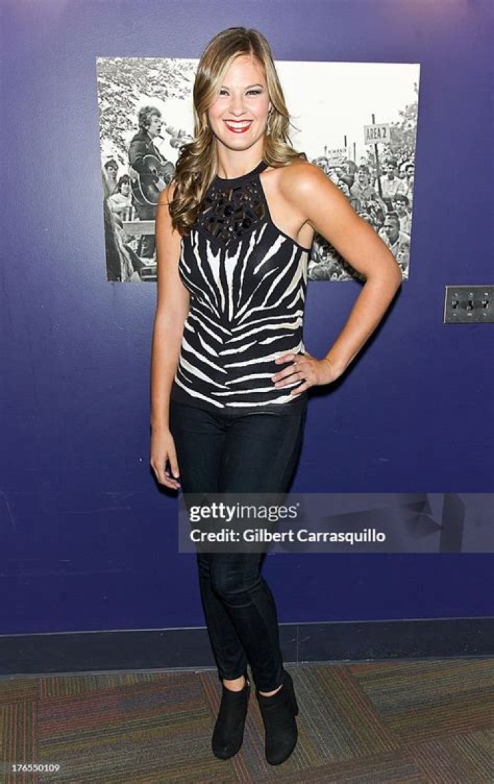 Ayla Brown Celebrity Profile – Hollywood Life