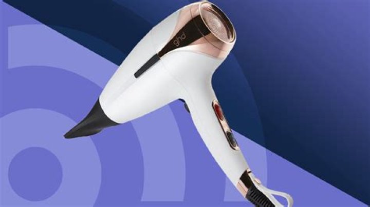 This Best-Selling Blowdryer With Over 33,700 Positive Reviews Is On Sale For Just $20