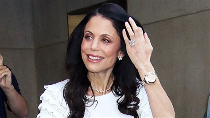 Bethenny Frankel Shares A Close-Up Of Her Giant Engagement Ring: Video – Hollywood Life