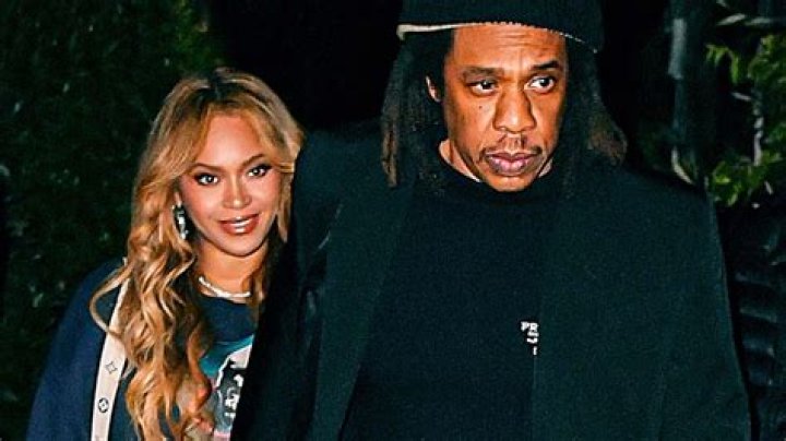 Beyoncé Stuns In Red Sweater & Big Curls For Date Night With Jay Z In LA – Photos