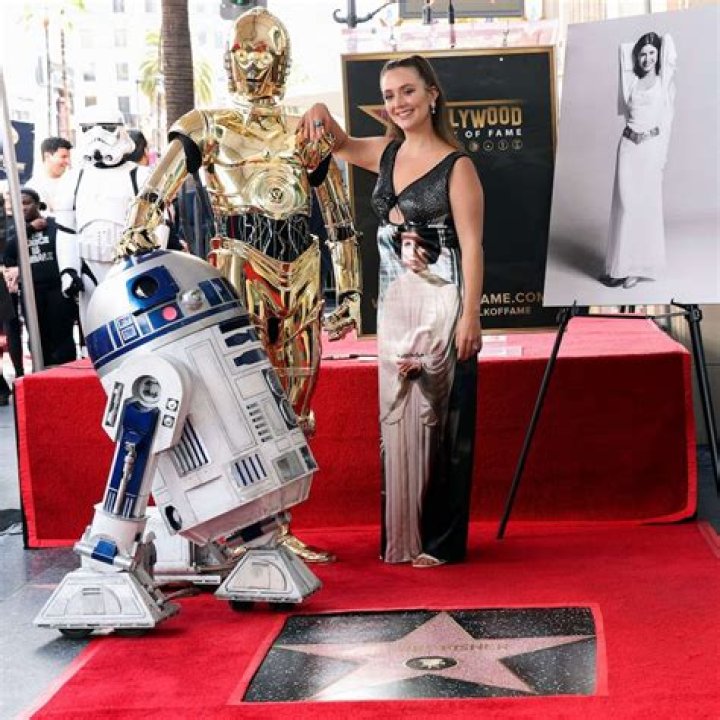 Billie Lourd Pictures — See Photos Of The ‘Star Wars’ Star – Hollywood Life