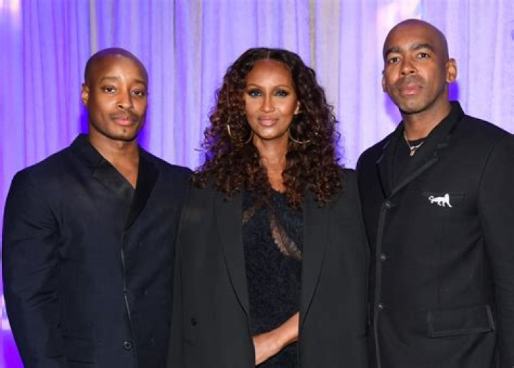 Jason Bolden On Fatherhood & Why He Was ‘Concerned’ – Hollywood Life