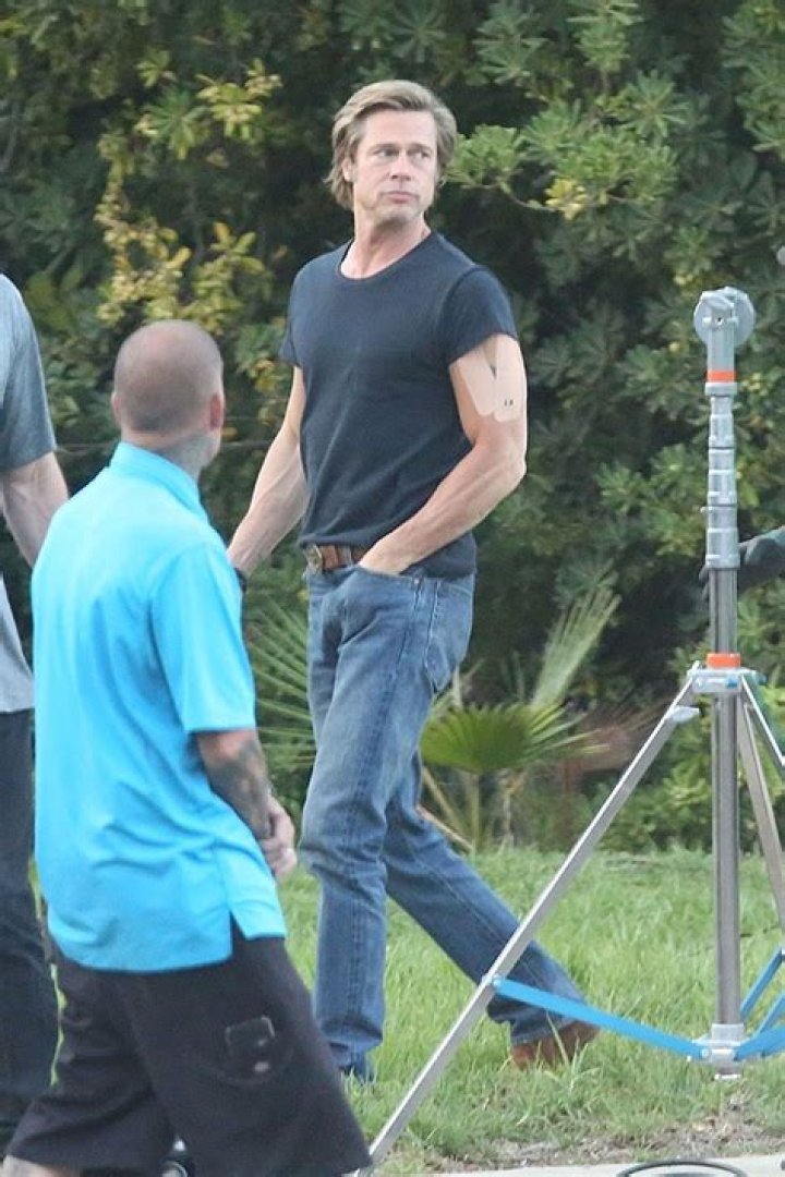 Brad Pitt Is Bigger & Buffer Than Ever On-Set As Angelina Jolie Hangs With Kids — Hot New Pics
