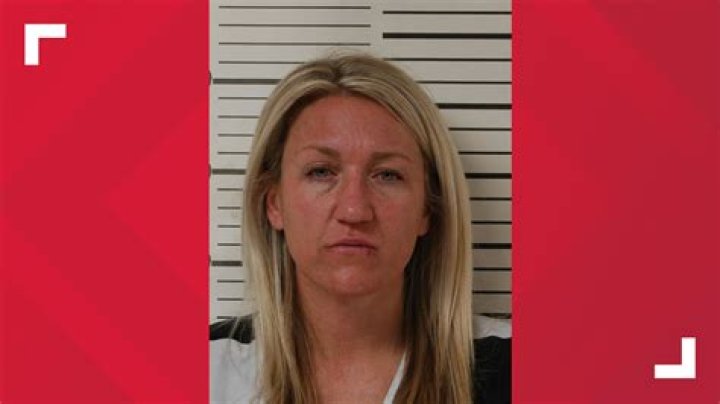 Mom Gets 10 Years In Prison After Admitting She Slept With Daughter's Teenage Friends