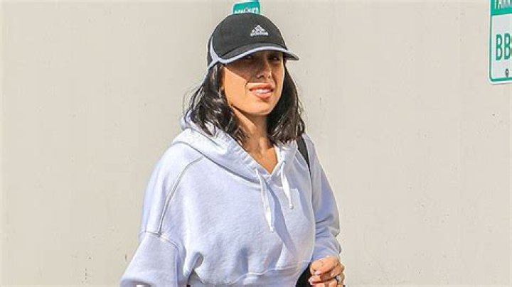 ‘DWTS’ Cheryl Burke Reveals Exact At Home Workouts — Interview – Hollywood Life