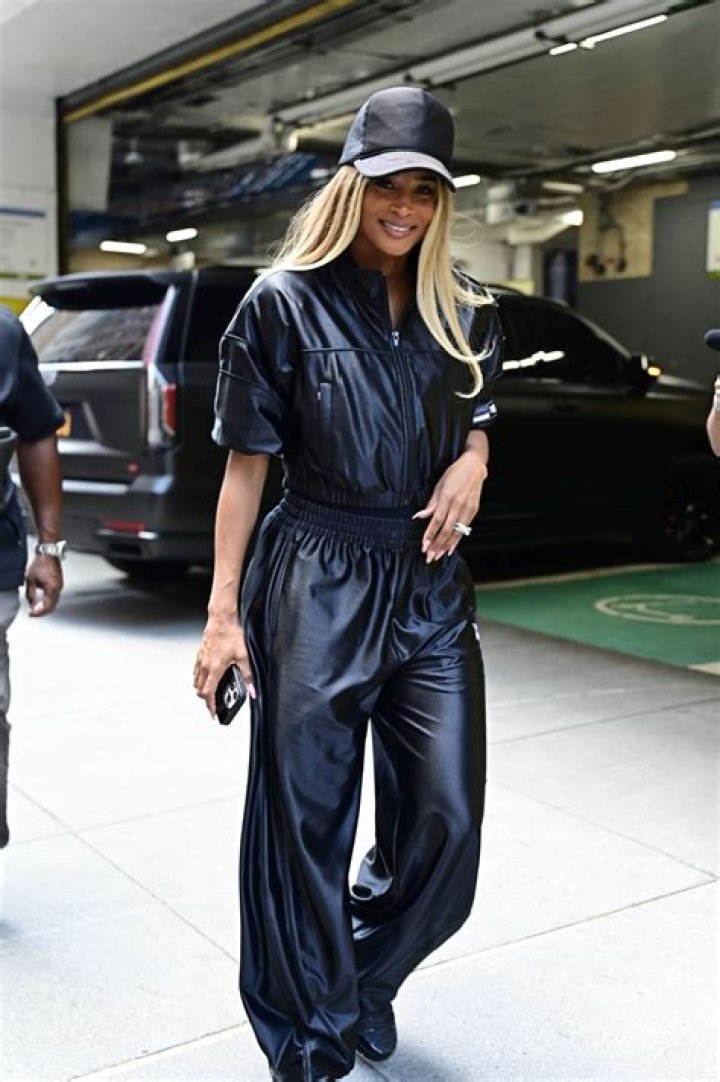 Ciara Rocks Leather Dress In NYC After Losing 39 Lbs.: Photos – Hollywood Life