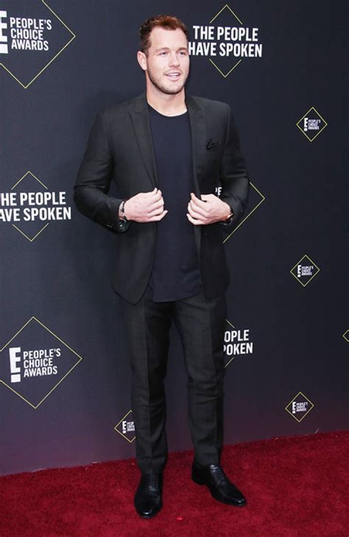 Colton Underwood Admits He ‘Experimented’ With Men & Was On Grindr Before ‘The Bachelor’