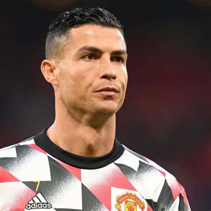 Cristiano Ronaldo — Pics of Soccer Stud – Hollywood Life