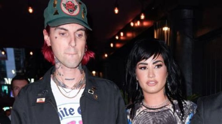 Demi Lovato’s Boyfriend Jute$ Kisses Her In Sweet 30th Birthday Post: Photo