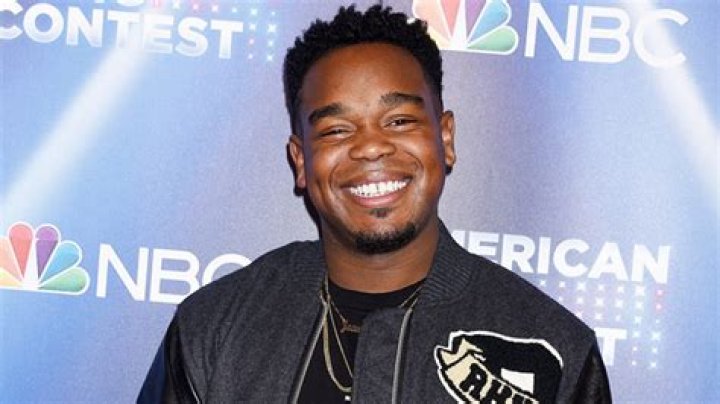 Dexter Darden Interview On ‘The Binge 2’ & His Future (Exclusive) – Hollywood Life