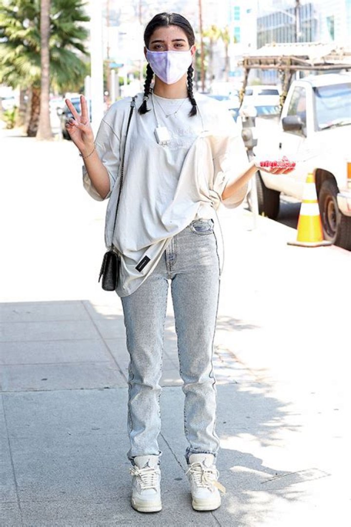 TikTok Star Shows Off Bright Locks – Hollywood Life