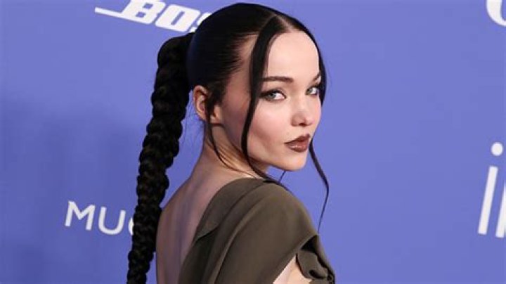 Dove Cameron Opens up About Past Suicidal Thoughts & Father’s Death – Hollywood Life