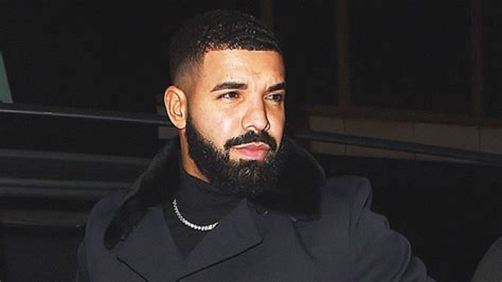 Drake Hooks Up With Toronto Model — Making Rihanna Jealous?