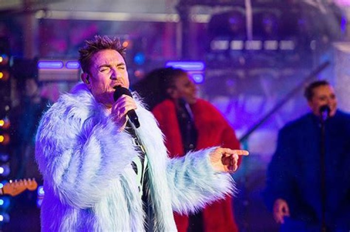 Duran Duran’s New Year’s Eve Performance 2023: Watch – Hollywood Life