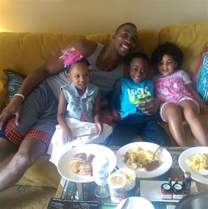 Hit Son Braylon, 6, With A Belt – Hollywood Life