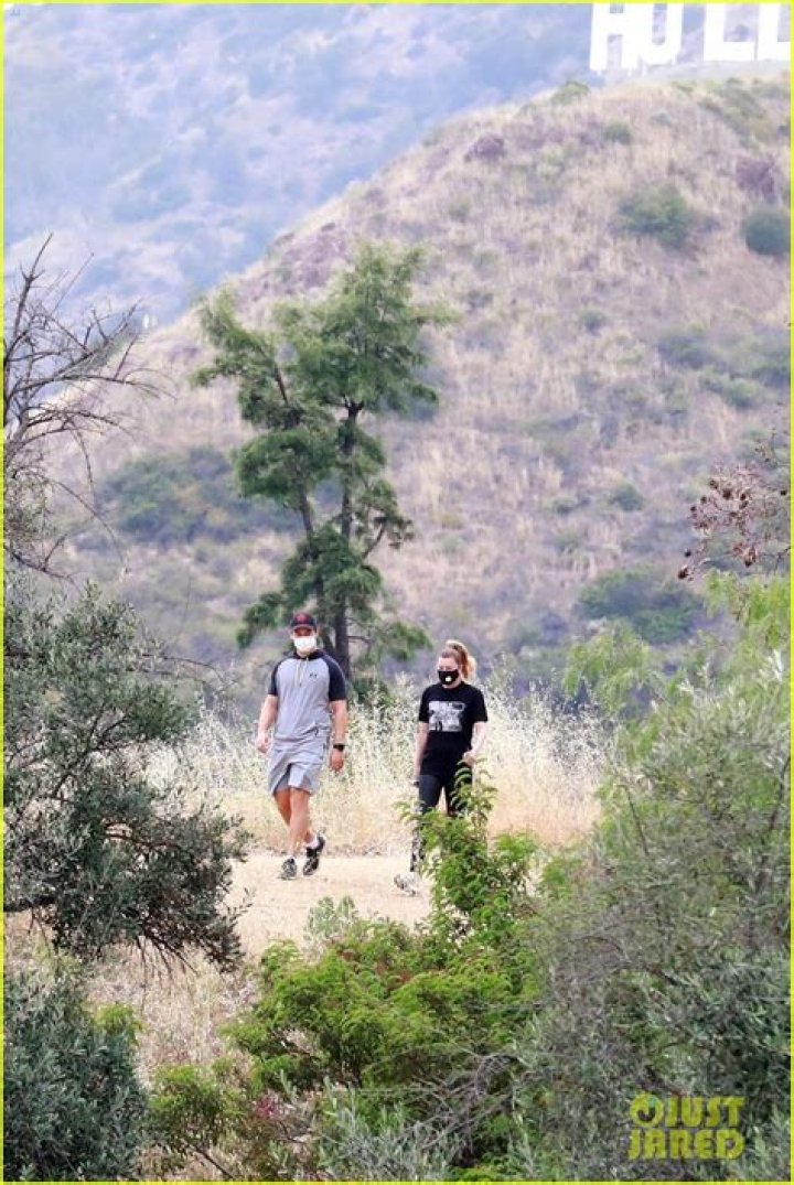Ellen Pompeo, 50, Hikes With ‘Grey’s Anatomy’ Co-Star Giacomo Gianniotti After Marching In George Floyd Protest