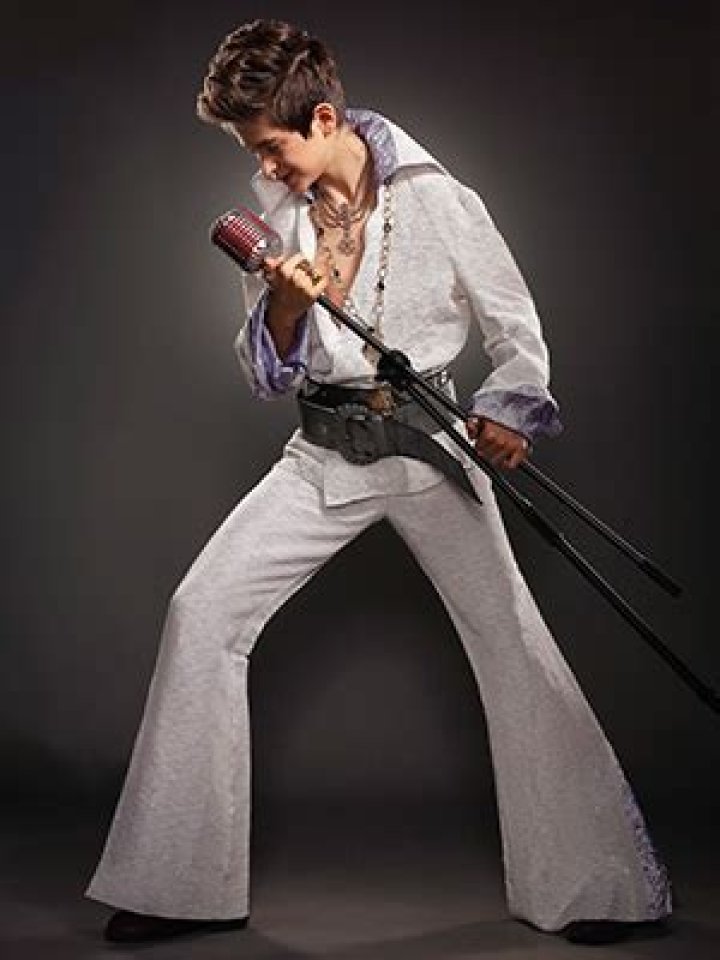 Elvis Presley Halloween Costume DIY – Hollywood Life