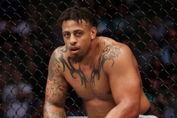 Greg Hardy Celebrity Profile – Hollywood Life