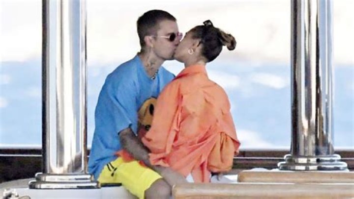 Hailey Baldwin Makes Out With Husband Justin Bieber In A Striped Bikini While In Greece
