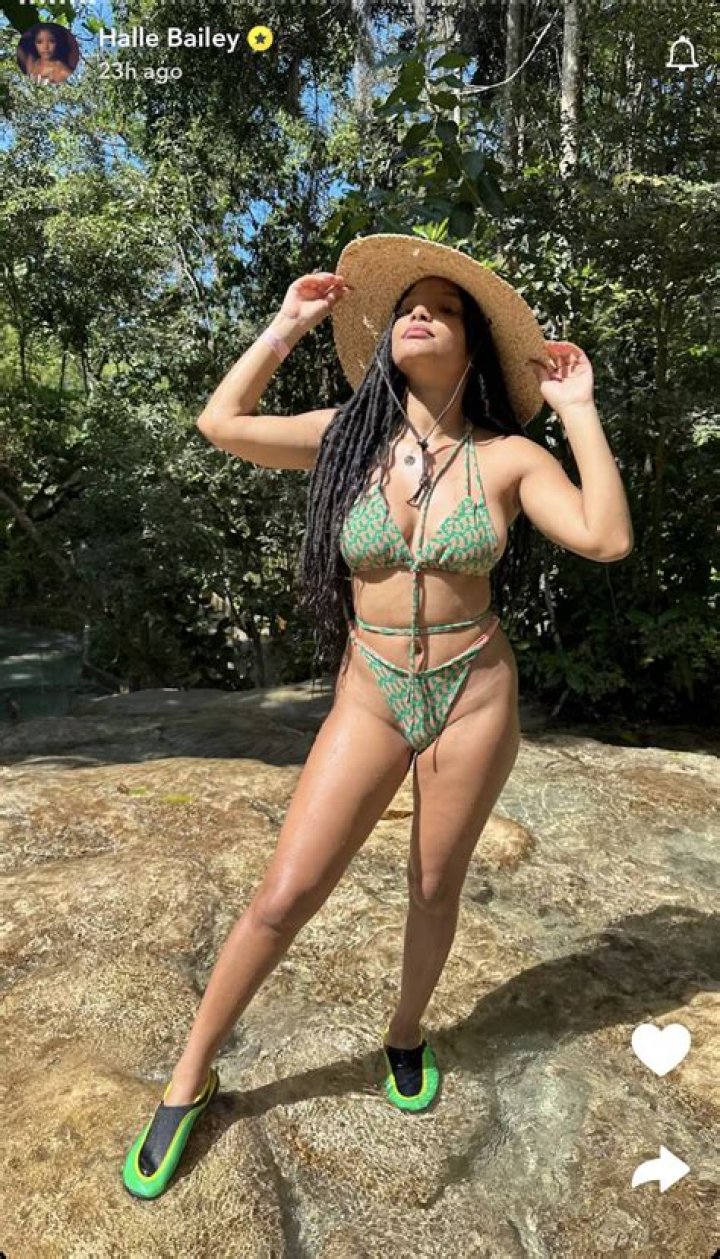 Halle Bailey Flaunts Green Bikini On Tropical Getaway In New Pics – Hollywood Life