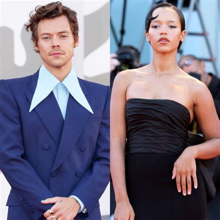 Harry Styles & Taylor Russell’s Romance Is Reportedly in ‘Crisis’ – Hollywood Life