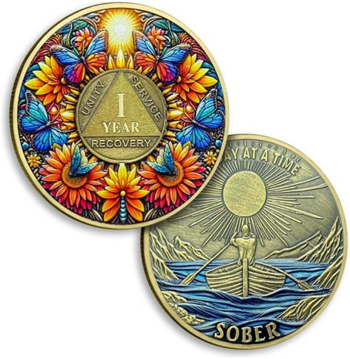 James Kennedy & Lala Kent Reunite As She Celebrates 1 Year Of Sobriety – Hollywood Life