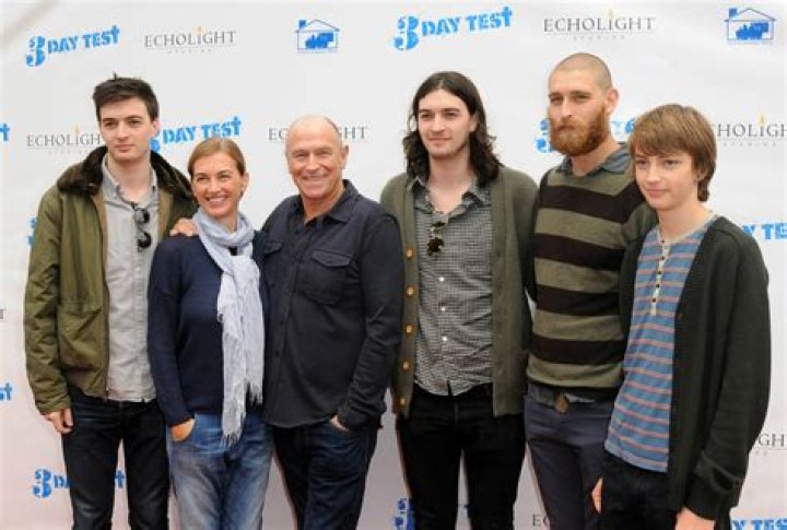 Meet His 3 Sons – Hollywood Life