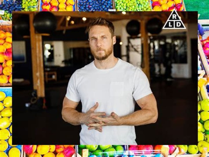 Jason Walsh Celebrity Profile – Hollywood Life