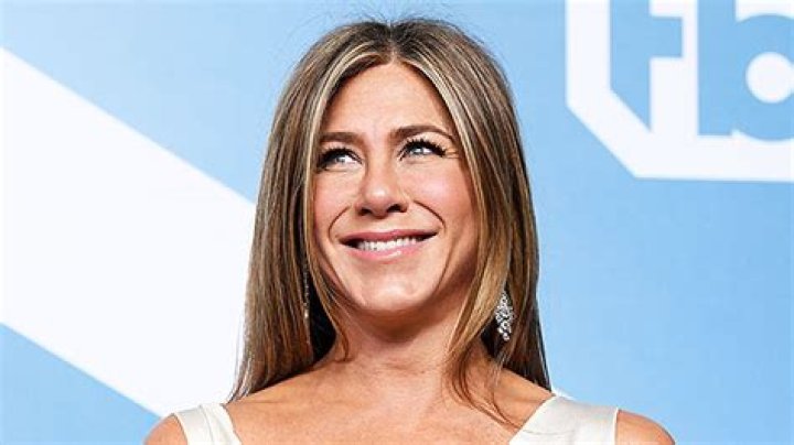 Jennifer Aniston Confesses She’s Ready To Do Comedy Again After SAG Awards Win – Watch