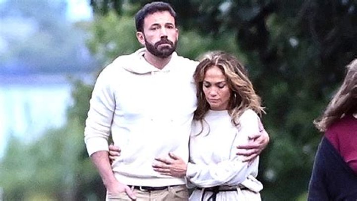 Jennifer Lopez Awkwardly Dodges Interview Question About Being ‘Happier’ With Ben Affleck — Watch