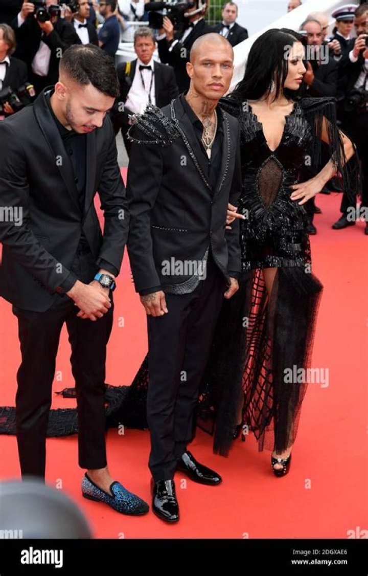 Jeremy Meeks & Andreea Sasu Look Cozy In Cannes After Fiancée Chloe Green Is Seen Without Ring