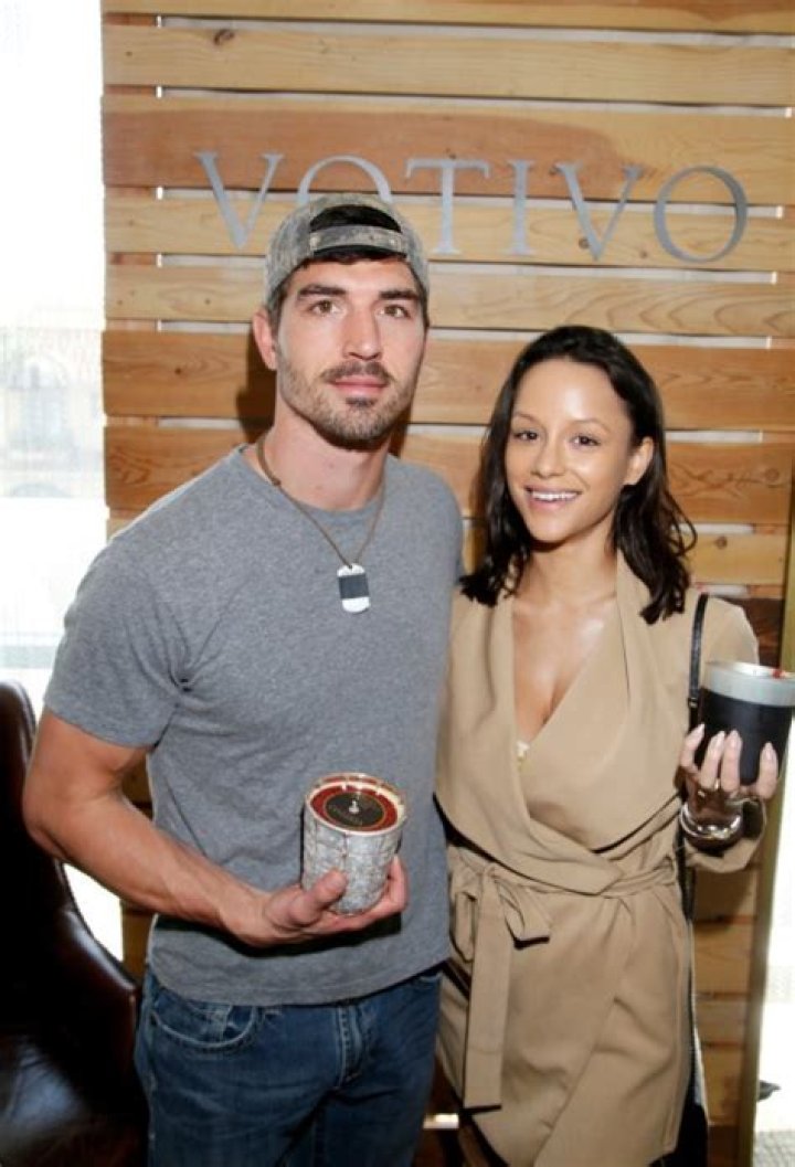 Jessica Graf & Cody Nickson — PICS