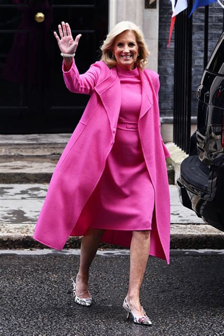 Dr. Jill Biden Wears Bright Pink Outfit For Day Out In London With Granddaughter Before Coronation: Photos