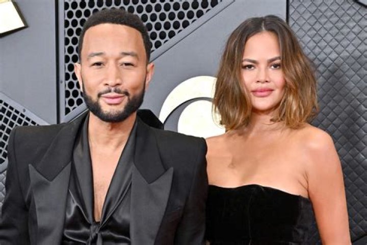 John Legend’s Video For ‘Wild’ With Chrissy Teigen Is Steamy AF – Hollywood Life