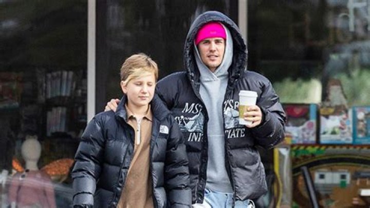 Justin Bieber Out With Brother Jaxon, 12, On LA Coffee Run: Photos – Hollywood Life
