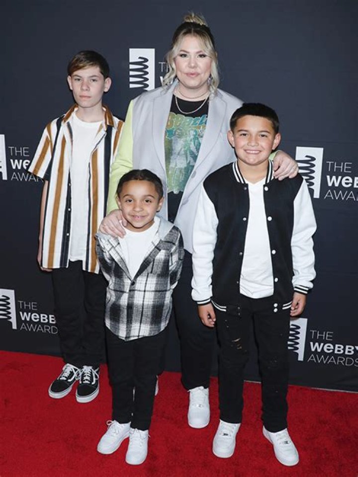 Kailyn Lowry Disses Ex Chris Lopez: He’s Incapable Of Dedicating Himself To ‘His Kid’