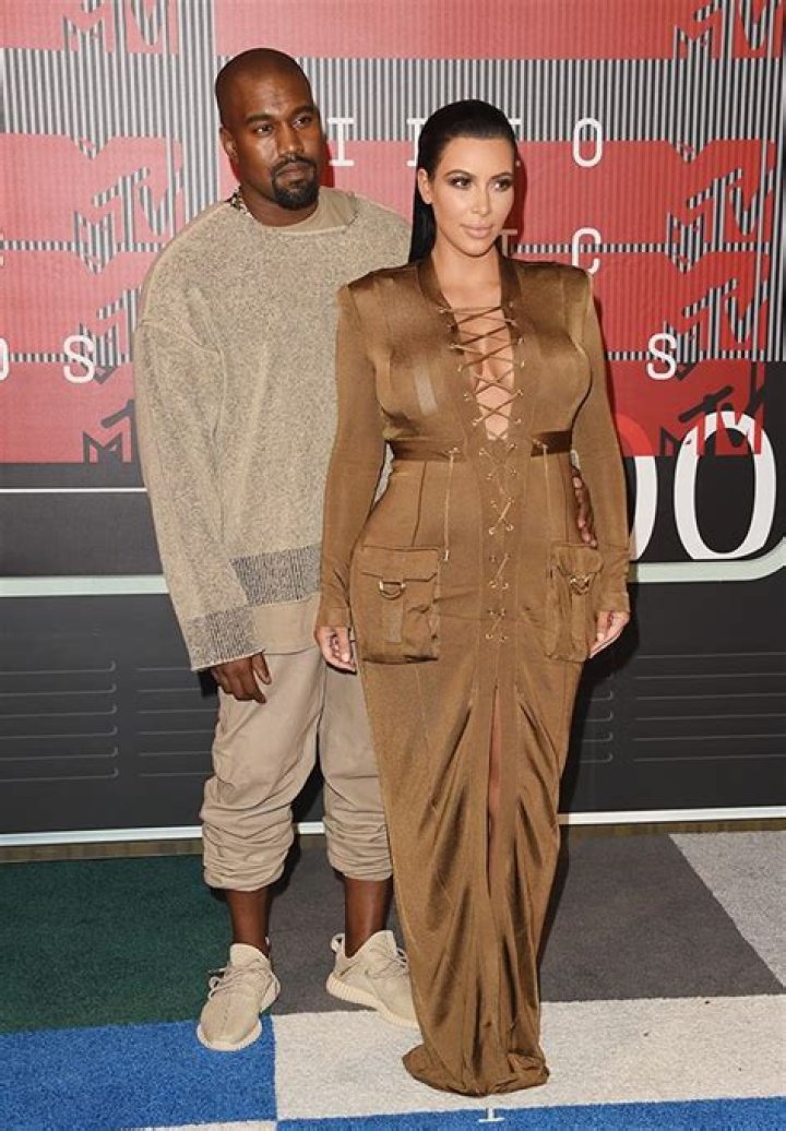 Did Kanye West Cheat On Kim Kardashian? The Truth Revealed – Hollywood Life