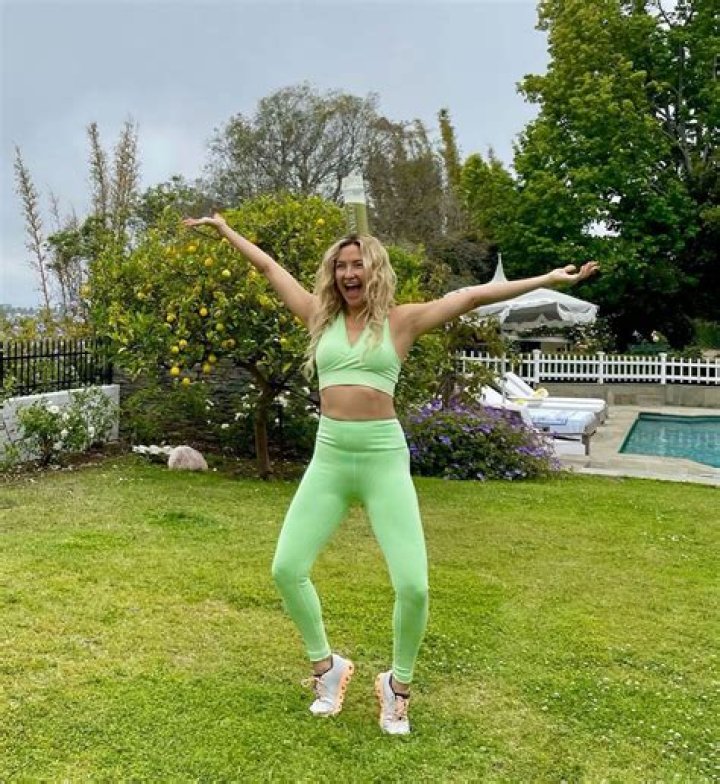 Kate Hudson’s Fitness Routine: Video – Hollywood Life