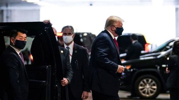 Kathy Griffin Shares Grim Photo After She’s Admitted To COVID-19 Isolation Ward: Trump’s ‘Lying’