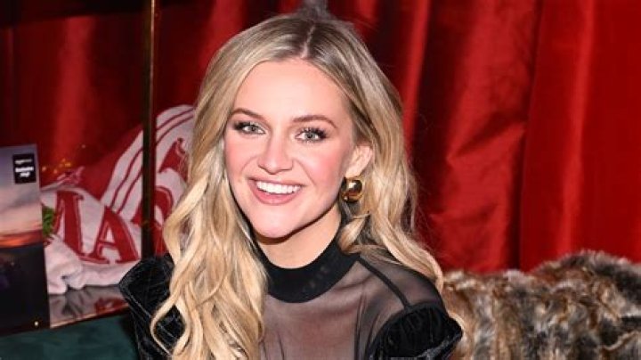 Kelsea Ballerini Celebrity Profile – Hollywood Life