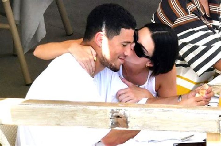 Kendall Jenner Passionately Kisses Devin Booker On Romantic Italian Getaway