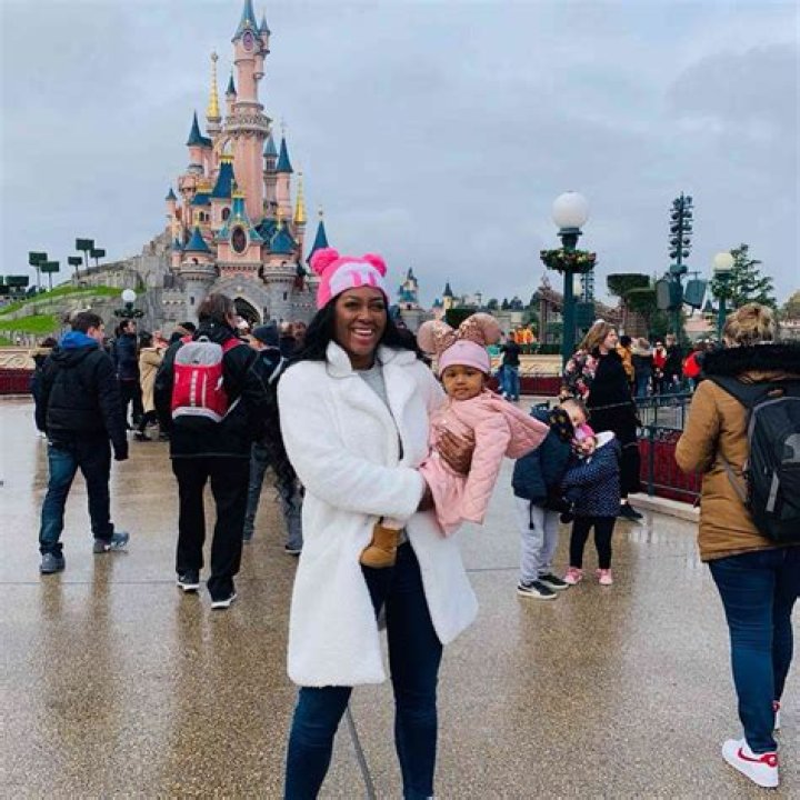 Kenya Moore Takes Daughter Brooklyn, 1, For A Walk Wearing Adorable Pink Shoes: See Pic