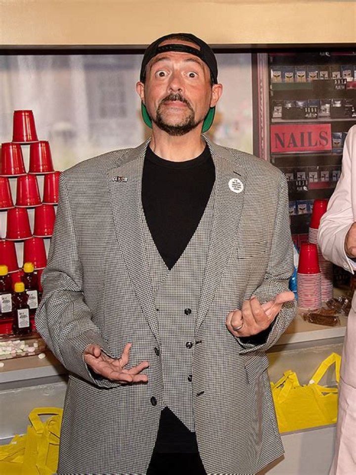 His Heart Attack & Mental Health Explained – Hollywood Life