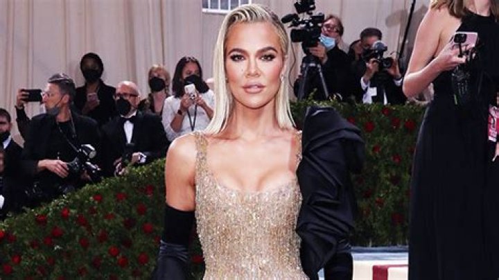 Khloe Kardashian Admits To Anxiety On The Met Gala Red Carpet – Hollywood Life